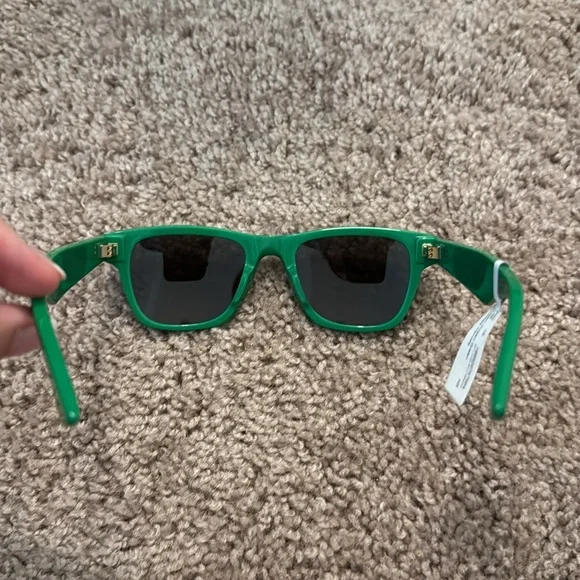 Bottega Sunglasses Size OS Color Green Gold Amazon.com: Bottega Veneta Women main image 2